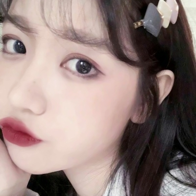 26张高清酷感女生头像合集 直接拿来当头像用