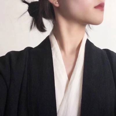 霸气又带感！18张带点随性态度的女生头像