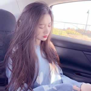 真人版一左一右闺蜜头像 时尚好看的都在这（16张）