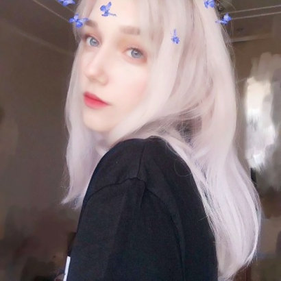 14张高清时尚欧美女头像 氛围感拉满的女生头像素材