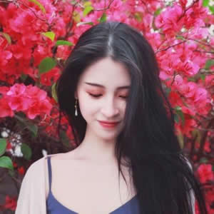 15张高清清纯唯美女生QQ头像 快来挑选你的专属头像