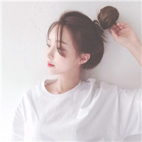 18张氛围感拉满的女生侧面意境头像