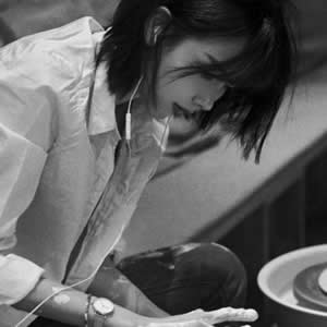 18张高清霸气超拽黑白女生头像合集