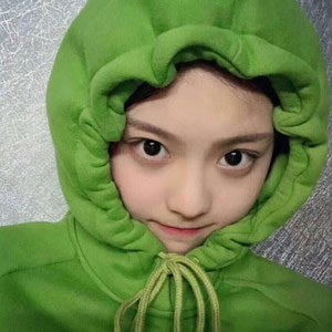 16张清新靓丽时尚小姐姐头像 女生头像专区上新