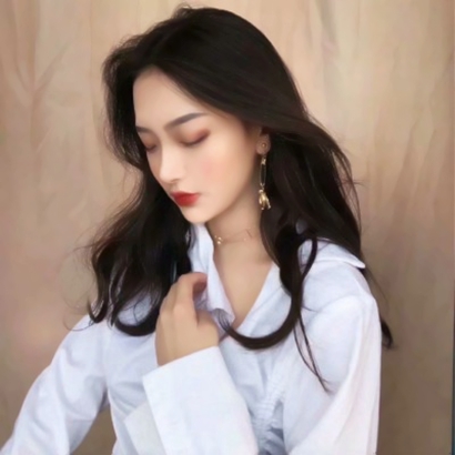 30张成熟清新又带霸气感的女生头像 高清质感拉满