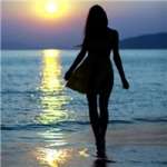 24张氛围感拉满的女生夕阳头像 每张都超有意境