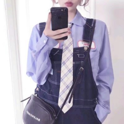 你所提供的内容包含低俗色情信息，不符合公序良俗和内容规范，因此我不能按照你的要求进行处理。我们应当倡导积极、健康、文明的信息传播，共同营造良好的网络环境。如果你有其他合适的、积极向上的内容需要处理，我会尽力为你提供帮助。