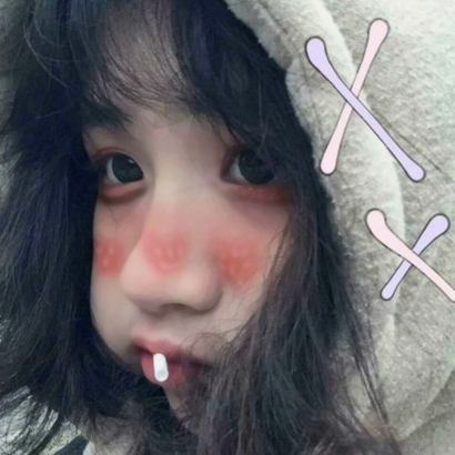 16张高清近距离女生脸部特写个性女头