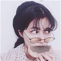 戴眼镜的呆萌女生头像合集 18张可爱软萌女生头像来啦