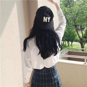 微信头像上新！14张高清戴帽女生背影图氛围感拉满