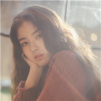 黄色调唯美意境女生头像合集 一共18张