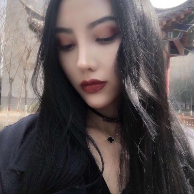 16张高清超酷女生QQ头像 又帅又飒太适合当头像了