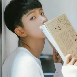 男生气质唯美意境头像合集 12张适合男生的氛围感头像