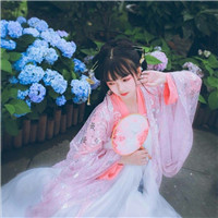 18张真人款高冷古装女生头像 氛围感拉满