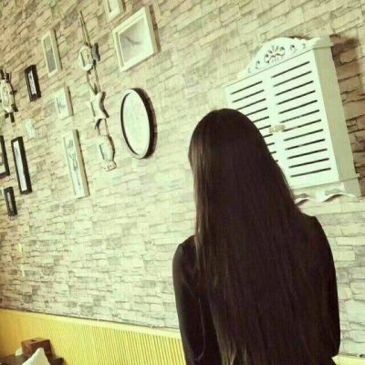 长发女生背影头像合集！19张高清唯美氛围感头像图