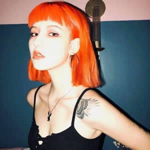 超拽霸气高冷女生头像 16张高清无水印合集