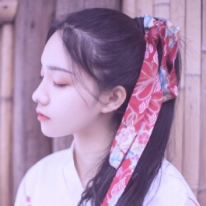 女生侧颜唯美头像合集 34张高清氛围感女生侧颜头像分享