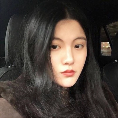 24张高清潮流女生微信头像 时尚感拉满