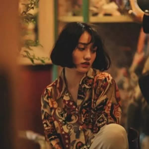 15张高清超有氛围感的女生意境头像 适合当微信头像