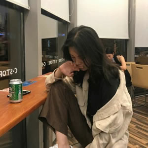 16张高清超拽社会霸气女生头像 适合QQ用的个性女头