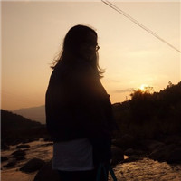 24张氛围感拉满的女生夕阳头像 每张都超有意境