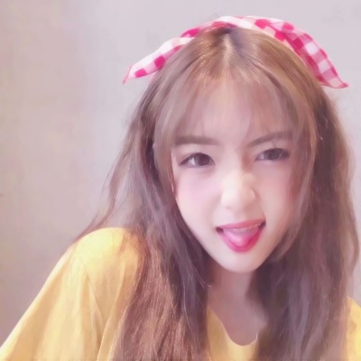 36张高清好看的女生三闺蜜QQ头像合集