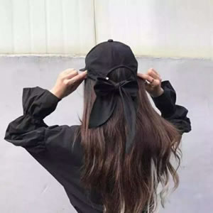 12张高清好看的唯美长发背影女生QQ头像