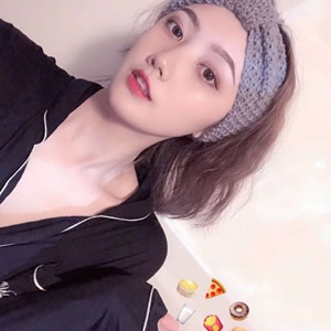 18张高清长发御姐头像 自带飒爽气质范儿