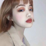 29张气质时尚女生微信头像 高清好看又有格调