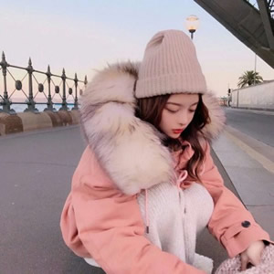 女生微信时尚头像合集 12张简约大气又带气场的女生头像