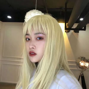 女生超拽霸气颓废头像 12张高清图合集