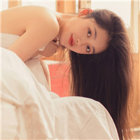 黄色调唯美意境女生头像合集 一共18张