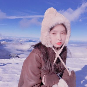 16张高清小清新时尚女生头像 氛围感拉满