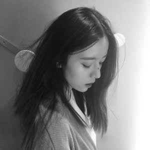 微信黑白女生侧脸头像合集 共12张