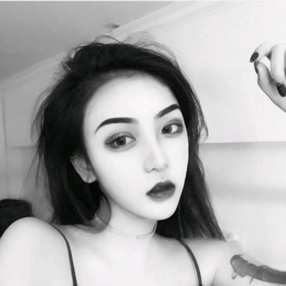 36张高清女生黑白个性头像 适合当微信头像的黑白女生头像合集