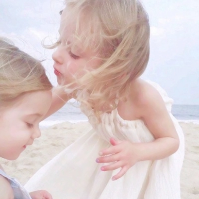 14张高清时尚欧美女头像 氛围感拉满的女生头像素材