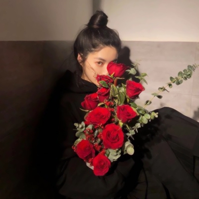 36张高清女生花草微信头像 气质感拉满的唯美图片