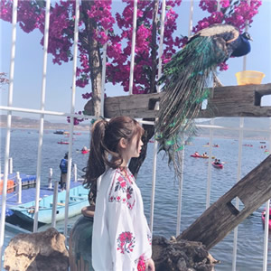 12张高清长发女生唯美QQ头像合集