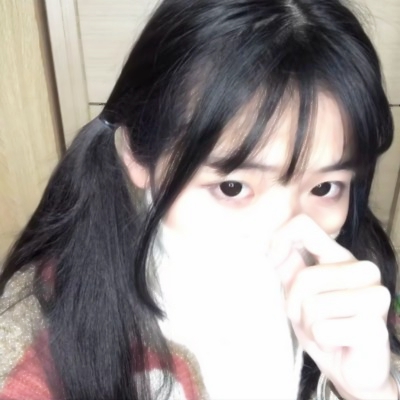 超拽酷飒女生真人头像 33张高清无水印合集