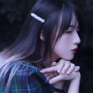14张高清小清新长发侧脸女生QQ头像