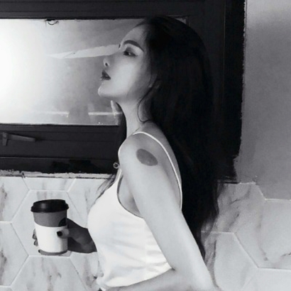 25张高清有韵味的成熟女生魅力头像合集