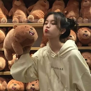 16张高清呆萌可爱女生头像 氛围感拉满的时尚女生头像合集