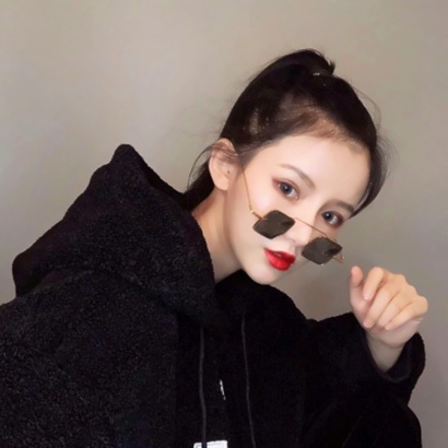 微信唯美女生头像 15张高清好看的女生头像大图合集