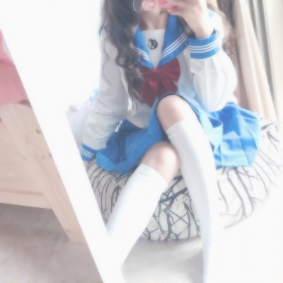 16张高清女高中生校服部位头像合集