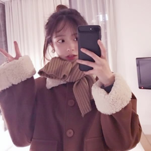 16张高清小清新时尚女生头像 氛围感拉满