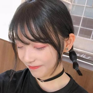16张高清时尚女生头像合集 好看的美女头像素材