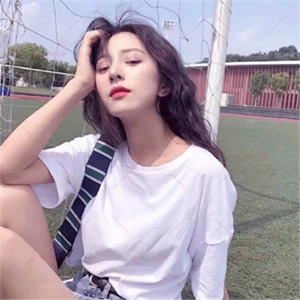 女生简单气质高清头像合集 共16张