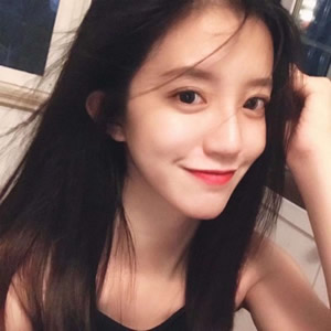 高冷又带点小性感！这套霸气御姐女生头像太绝了（14张）