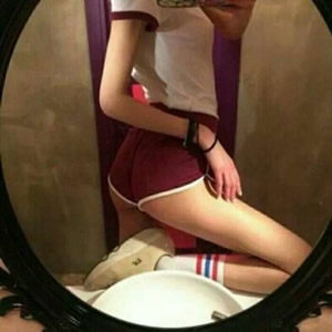 18张高清性感长腿女生头像 适合当微信QQ头像