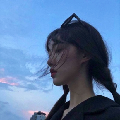 喜欢蓝色的女生看过来！12张清新可爱的浅蓝色QQ女生头像